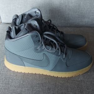 Men's Hightop Nike EUC